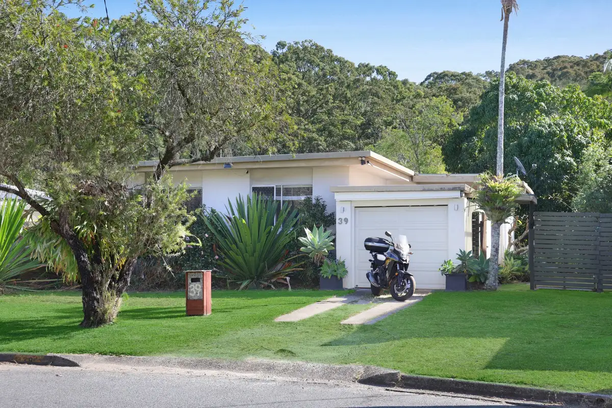 Main view of Homely house listing, 39 Tawarri Crescent, Burleigh Heads QLD 4220