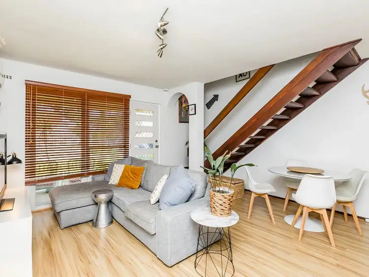 1/216 Swan Street, Yokine WA 6060