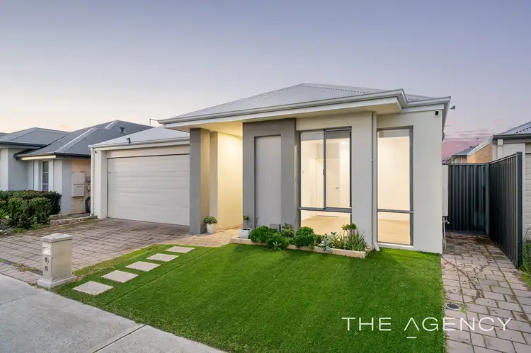 Second view of Homely house listing, 10 Wintergreen Crescent, Treeby WA 6164