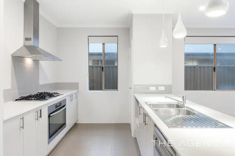 Sixth view of Homely house listing, 10 Wintergreen Crescent, Treeby WA 6164