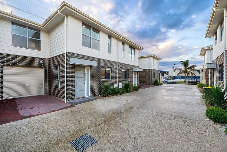 2/22 McMahon Place, Seaton SA 5023