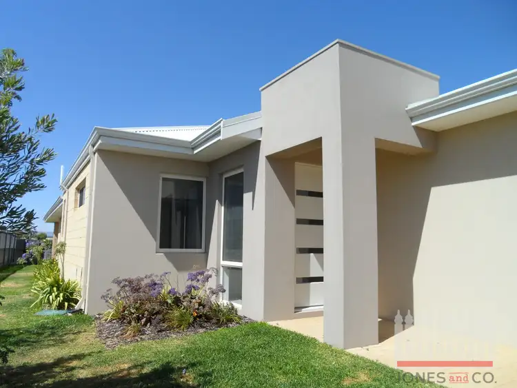 10 Tinsel Street, Yanchep WA 6035