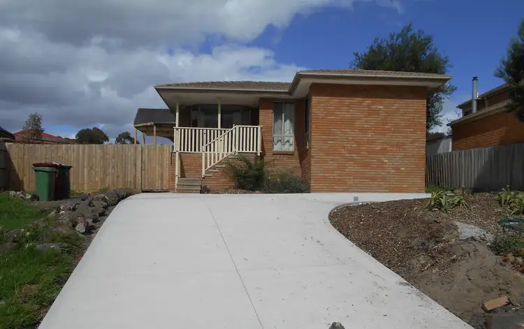 16 Archibald Avenue, Narre Warren VIC 3805