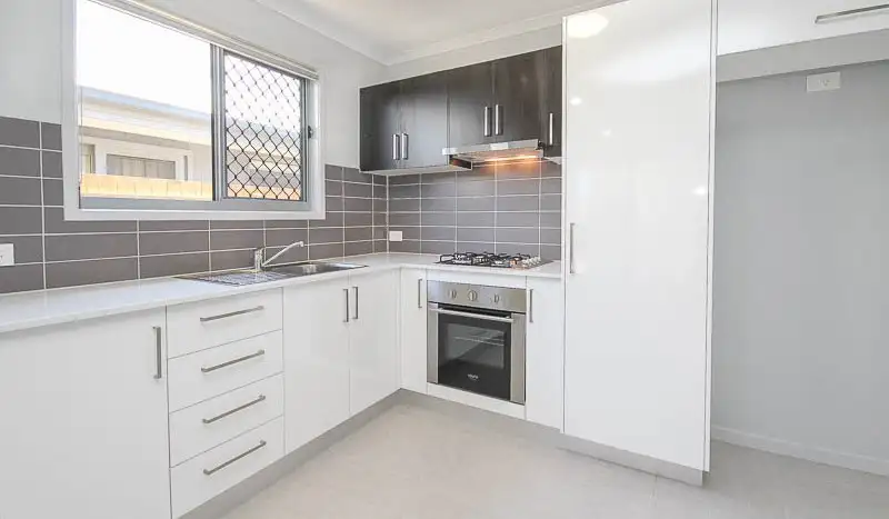 Main view of Homely semi-detached listing, 2/26 Chestnut Crescent, Caloundra West QLD 4551