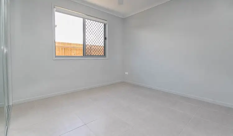 Fourth view of Homely semi-detached listing, 2/26 Chestnut Crescent, Caloundra West QLD 4551