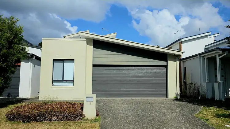 16 Gunther Avenue, Coomera QLD 4209