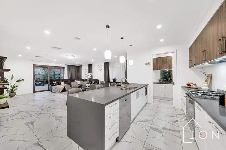 Fifth view of Homely house listing, 87 Encore Boulevard, Cranbourne South VIC 3977