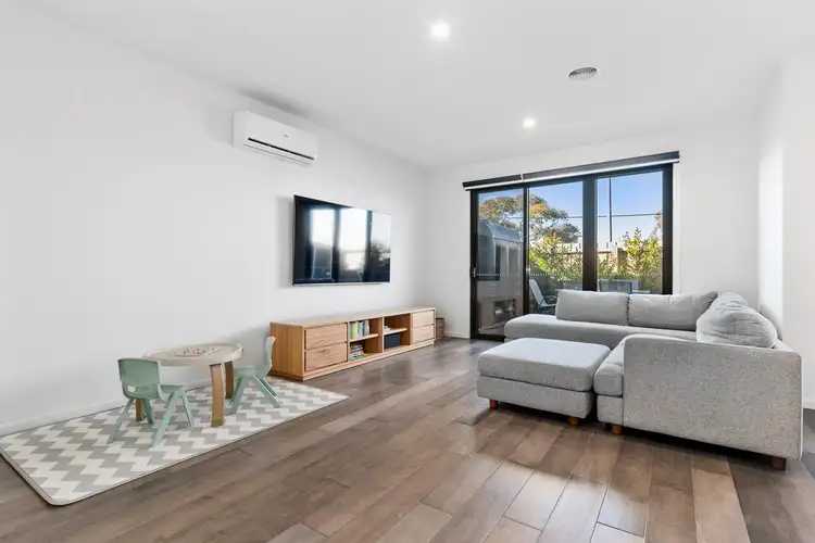 Third view of Homely townhouse listing, 7 Pindari Crescent, Langwarrin VIC 3910