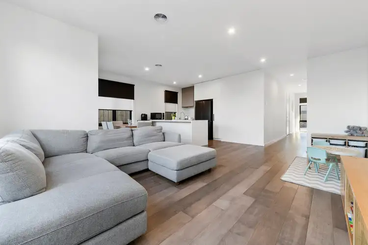 Fourth view of Homely townhouse listing, 7 Pindari Crescent, Langwarrin VIC 3910