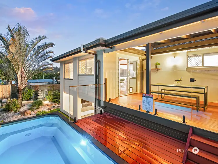 10 Aruma Street, Holland Park West QLD 4121