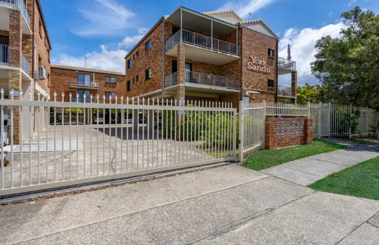 9/28 Hunter Avenue, Labrador QLD 4215