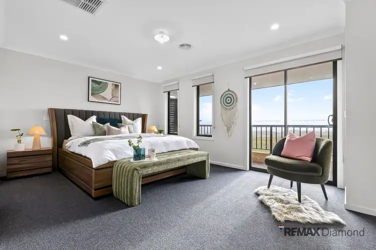 30 Ambasaddor Circuit, Cranbourne South VIC 3977