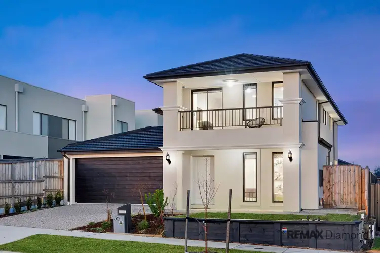 30 Ambasaddor Circuit, Cranbourne South VIC 3977