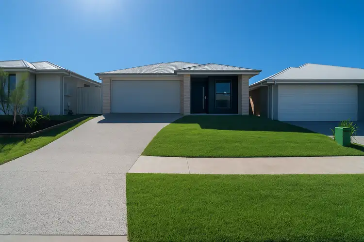 18 Pinbarren Street, Banya QLD 4551