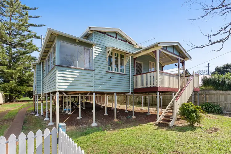 165 West Street, Newtown QLD 4350