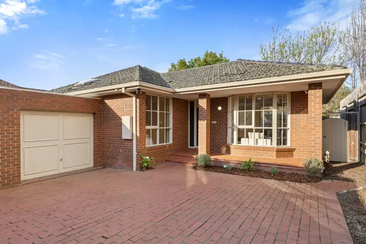 2/10 Boorool Road, Kew East VIC 3102