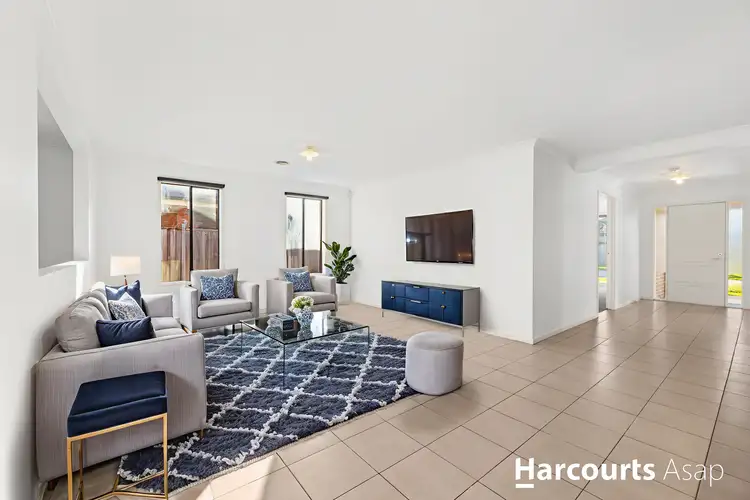 Fourth view of Homely house listing, 8 Middlesex Court, Cranbourne North VIC 3977