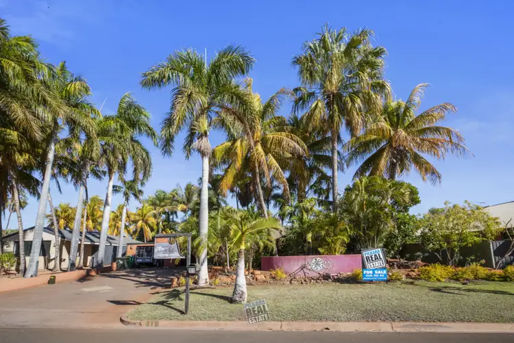 11 Wooramel Crescent, Dampier WA 6713