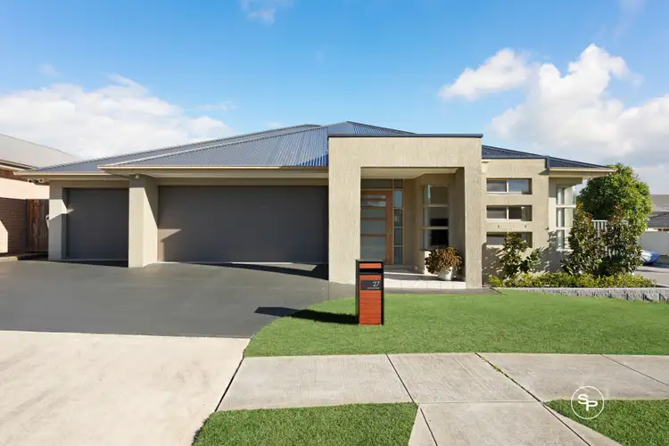 27 Ambrose Street