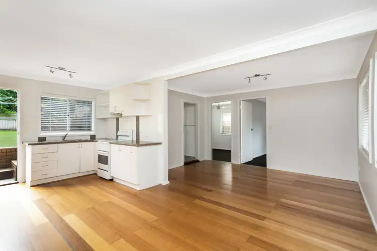 11a Old Tumbi Road, Wamberal NSW 2260