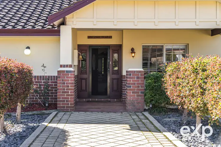 5 Robbie Court, Waroona WA 6215