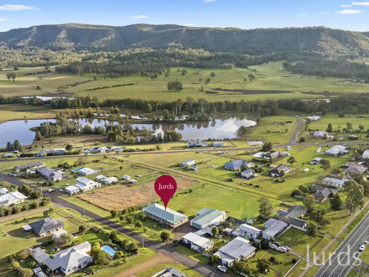 6 Sixth Avenue, Millfield NSW 2325