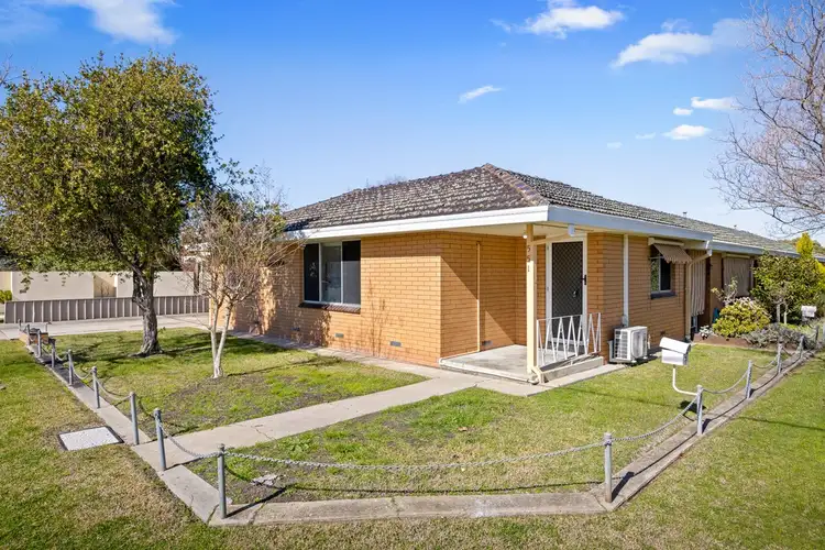 4/551 Kalimna Crescent, Lavington NSW 2641