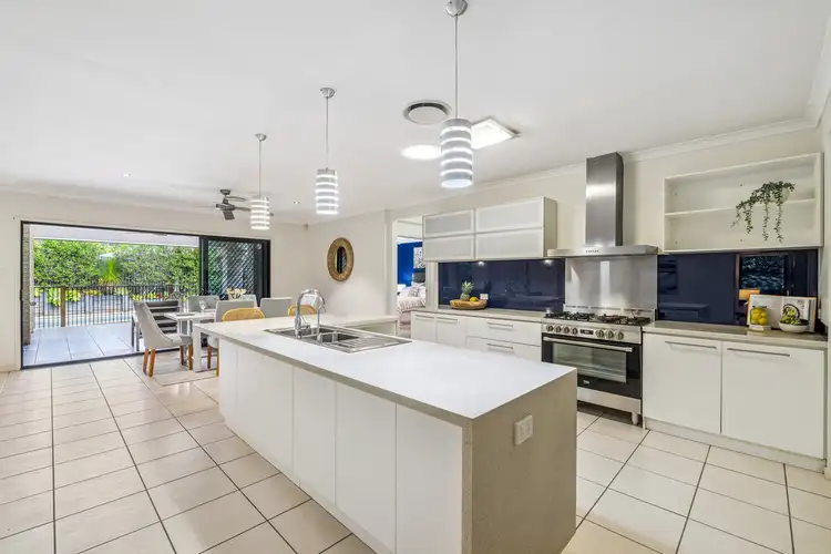 37 Yellow Cedar Place, Palmwoods QLD 4555
