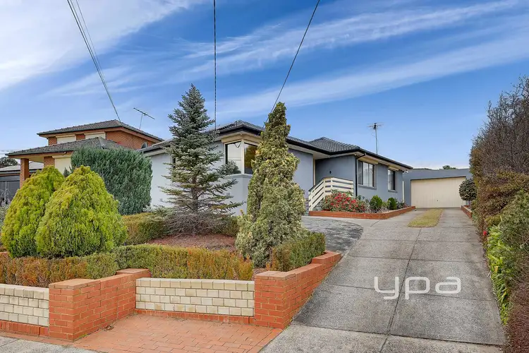 14 Castleton Court, Gladstone Park VIC 3043