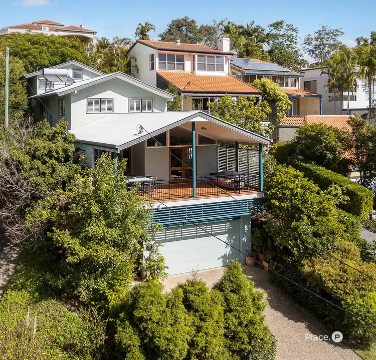 41 Sixth Avenue, St Lucia QLD 4067