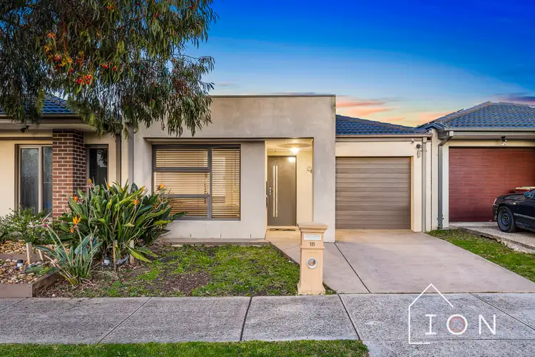 Main view of Homely house listing, 16 Kosciuszko Circuit, Clyde VIC 3978