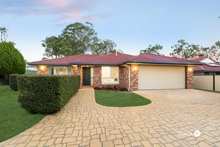 16 Glenlee Place, Parkinson QLD 4115
