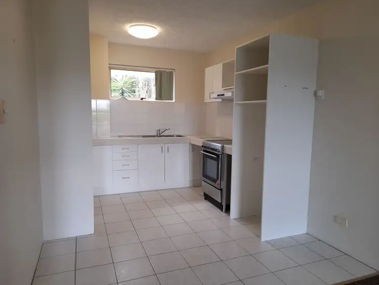 Second view of Homely unit listing, 12a/9 Wooloowin Avenue, Wooloowin QLD 4030