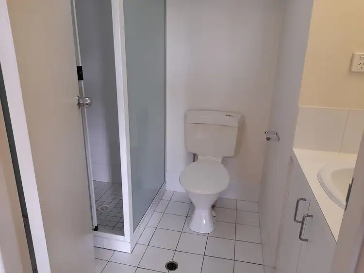 Fifth view of Homely unit listing, 12a/9 Wooloowin Avenue, Wooloowin QLD 4030