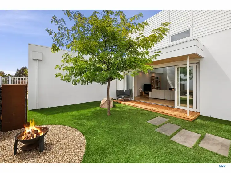 4 Splitters Avenue, Torquay VIC 3228