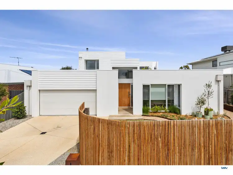 4 Splitters Avenue, Torquay VIC 3228