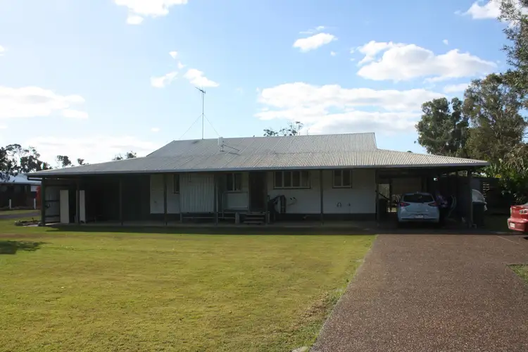 19c Low Street, Kensington QLD 4670