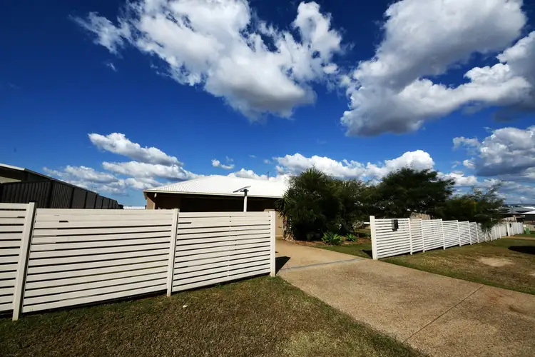 Second view of Homely house listing, 8 Laver Place, Gracemere QLD 4702