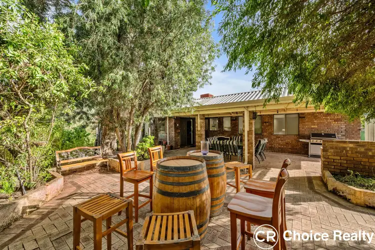 13 Bennett Court, Leeming WA 6149