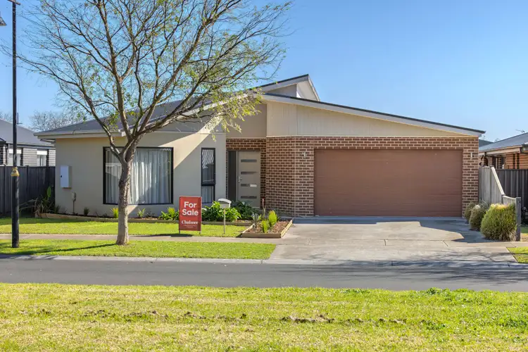 8 Ruthberg Drive, Sale VIC 3850