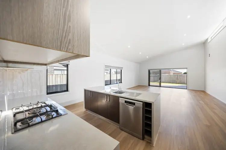 Fifth view of Homely house listing, 8 Ruthberg Drive, Sale VIC 3850