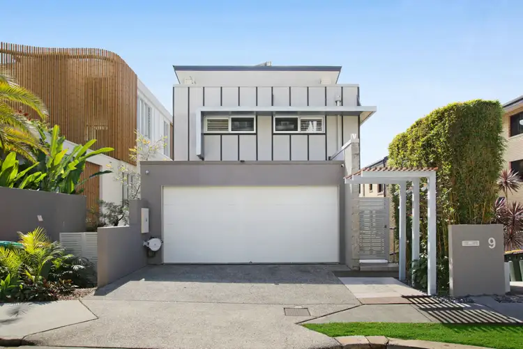 9 Hill Avenue, Burleigh Heads QLD 4220