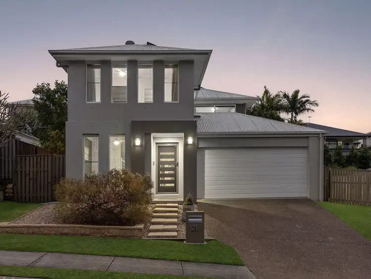 21 Catchlove Crescent, Augustine Heights QLD 4300