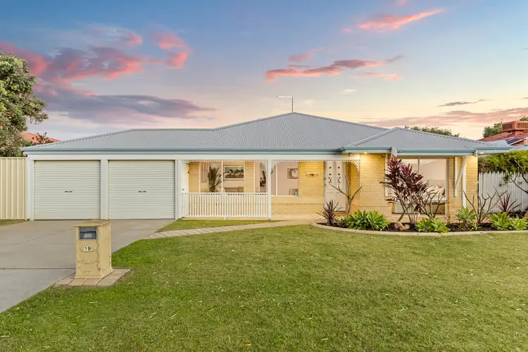 19 Dress Circle, Warnbro WA 6169