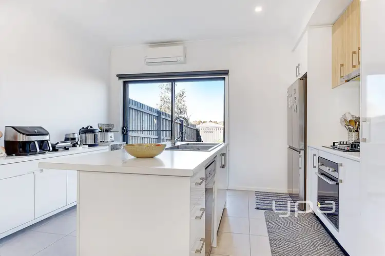 Fifth view of Homely house listing, 46 Kimzy Circuit, Werribee VIC 3030