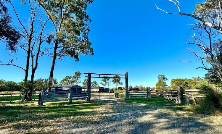 90 Bilsborough Road, Pacific Haven QLD 4659