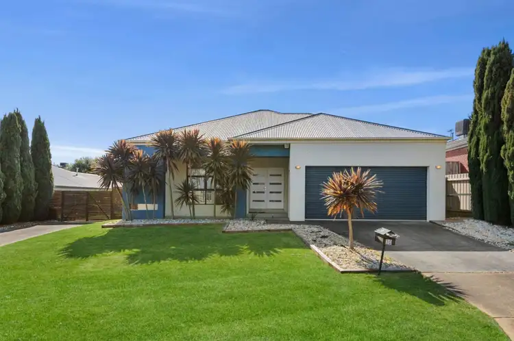 30 Brimbrim Crescent