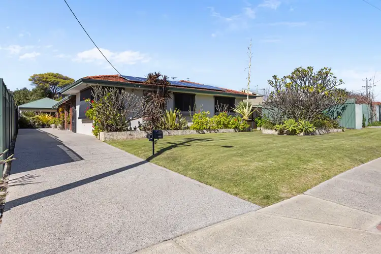4 Shackleton Avenue, Hillarys WA 6025