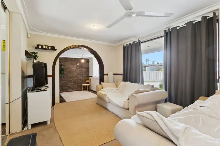 Fourth view of Homely house listing, 17 Macedon Place, Craigie WA 6025