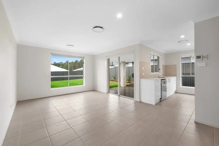 Third view of Homely semi-detached listing, 2/5 Thurlstone Street, Farley NSW 2320